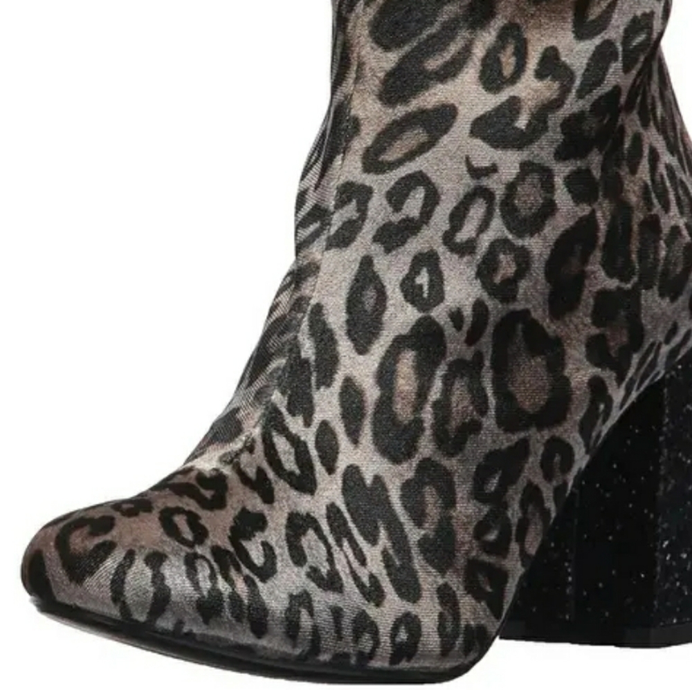 NOT RATED CHERRY BOOTS - Picture 6 of 11